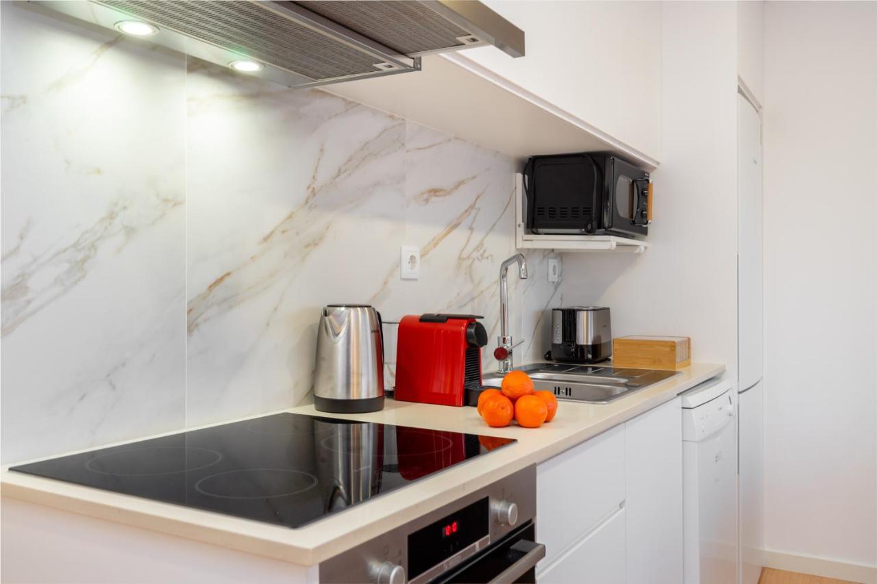 Whome Riverside View Premium Apartment W/ Ac & Terrace Porto Dış mekan fotoğraf